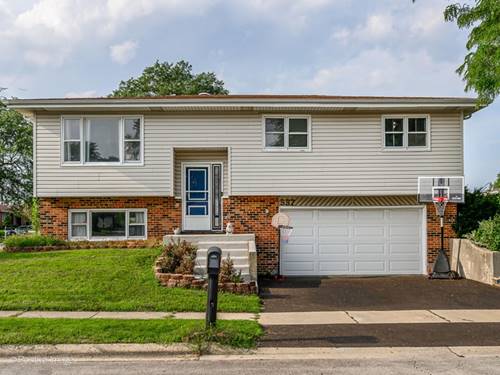 557 Delaware, Carol Stream, IL 60188