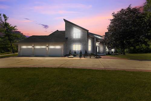 8920 Royal, Burr Ridge, IL 60527