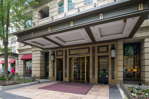 25 E Superior Unit 2803, Chicago, IL 60611