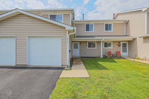 472 Esselen, Carol Stream, IL 60188