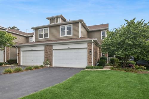 203 Tanglewood, Glen Ellyn, IL 60137