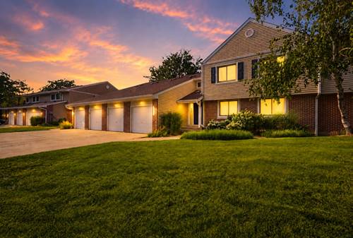938 Hidden Lake Unit 938, Buffalo Grove, IL 60089