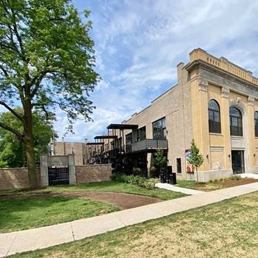 3228 W Palmer Unit 14, Chicago, IL 60647