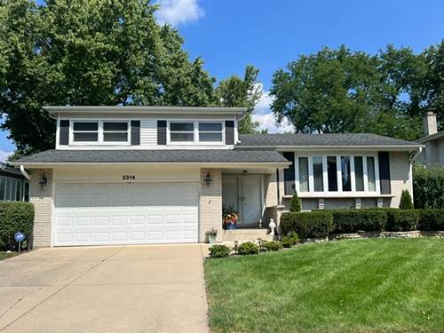 2314 E Lillian, Arlington Heights, IL 60004