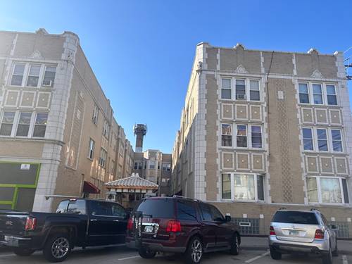 6500 W Cermak Unit 339, Berwyn, IL 60402