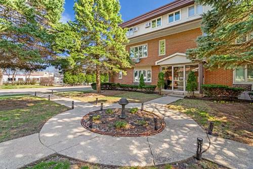 816 W St James Unit 1E, Arlington Heights, IL 60005