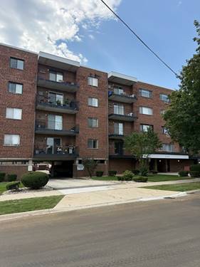 205 W Miner Unit 106, Arlington Heights, IL 60005
