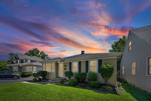 931 N Fernandez, Arlington Heights, IL 60004