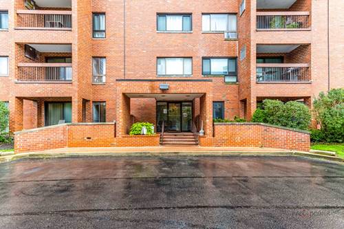3801 Appian Unit 205, Glenview, IL 60025