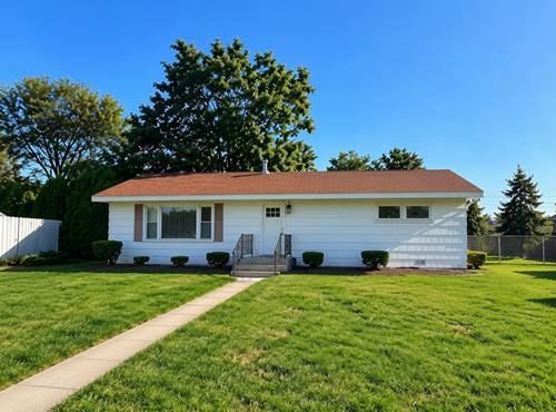 4412 Yackley, Lisle, IL 60532