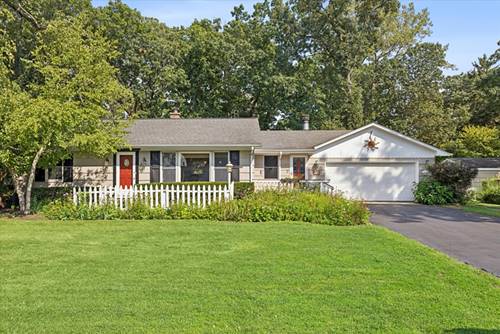 309 Forest Knoll, Lake Bluff, IL 60044