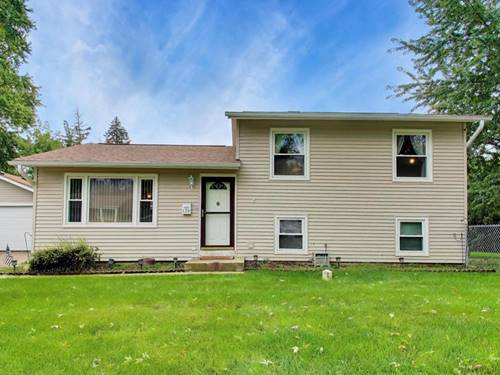 139 W Melody, Woodstock, IL 60098