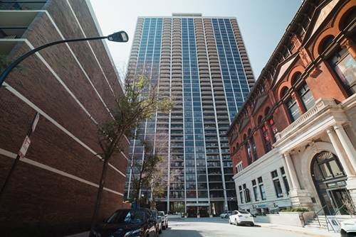 1560 N Sandburg Unit 1506, Chicago, IL 60610