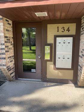 134 Klein Creek Unit 5E, Carol Stream, IL 60188