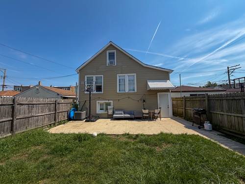 2329 N Mcvicker, Chicago, IL 60639