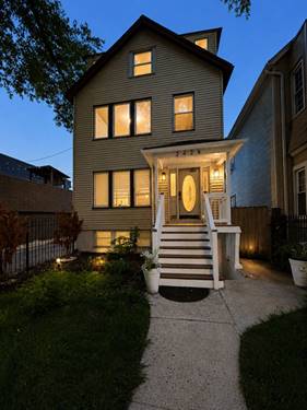 2424 W Charleston Unit 2, Chicago, IL 60647