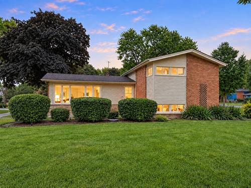274 W Pleasant Hill, Palatine, IL 60067