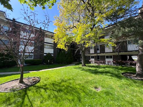 10125 Cherry Unit 203, Skokie, IL 60076