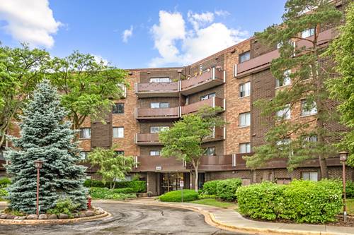 840 Wellington Unit 218, Elk Grove Village, IL 60007
