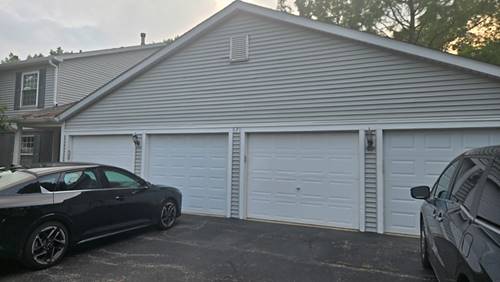 620 Mallard Unit D1, Bartlett, IL 60103