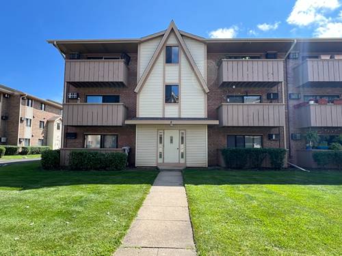 8 Echo Unit 2, Vernon Hills, IL 60061