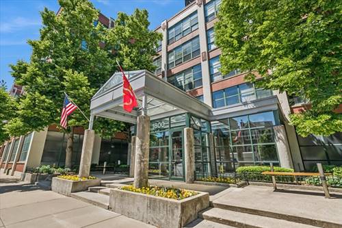 1800 W Roscoe Unit 521, Chicago, IL 60657
