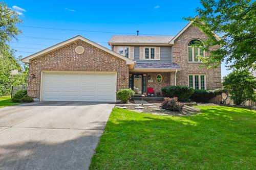 655 Crest, Cary, IL 60013