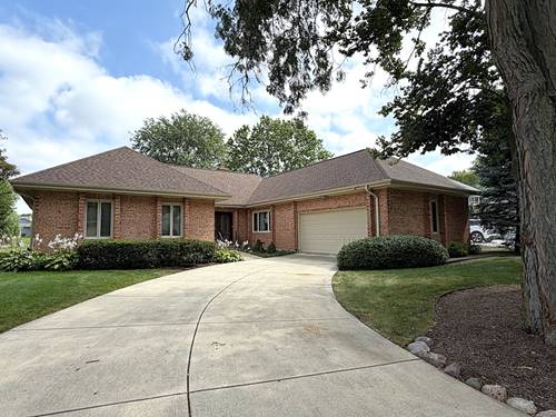 2S015 Ironwood, Wheaton, IL 60189