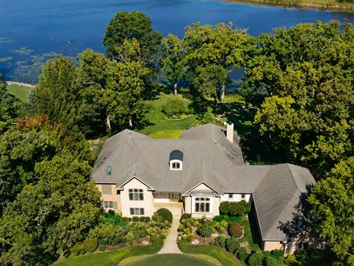 24092 W Old Oak, Mundelein, IL 60060
