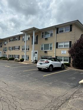 5043 N East River Unit 1A, Norridge, IL 60706