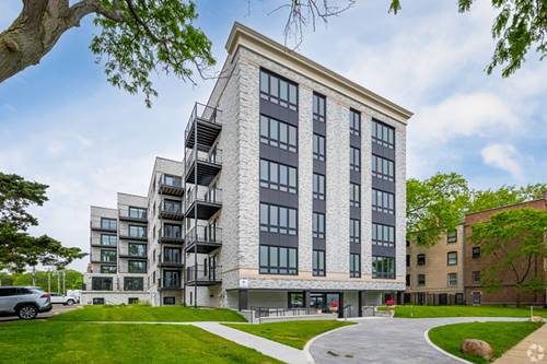 550 Sheridan Unit 302, Evanston, IL 60202