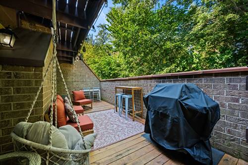 607 Kenneth, Elgin, IL 60120