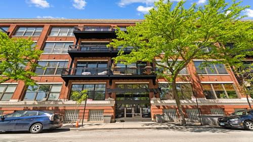 1040 W Adams Unit 358, Chicago, IL 60607