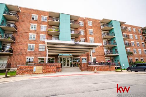 9355 Irving Park Unit 421, Schiller Park, IL 60176