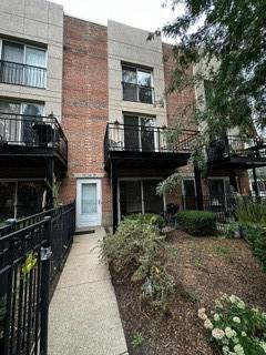 1826 S Michigan Unit B, Chicago, IL 60616