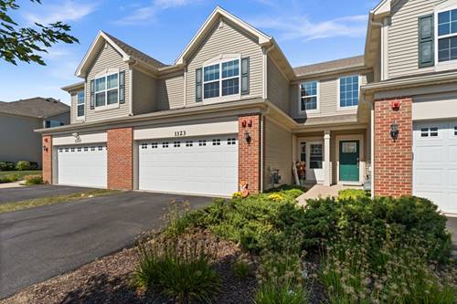 1123 Goldfinch, Yorkville, IL 60560