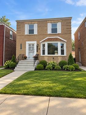 10048 S Rhodes, Chicago, IL 60628