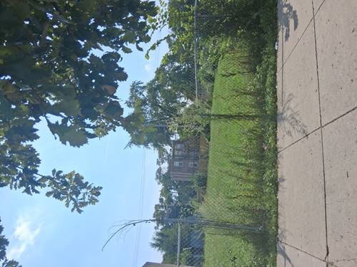 4551 W West End, Chicago, IL 60624