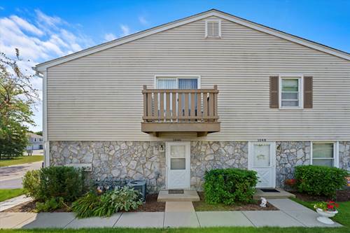 1046 Glouchester Unit 1046, Schaumburg, IL 60193