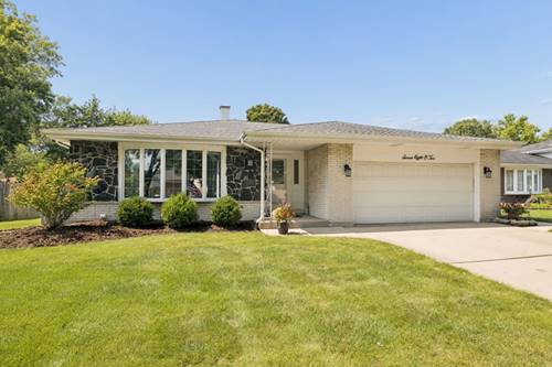7802 Sawyer, Darien, IL 60561