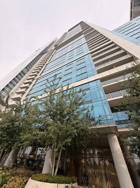 340 E Randolph Unit 806, Chicago, IL 60601