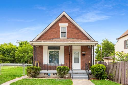15 155th, Calumet City, IL 60409