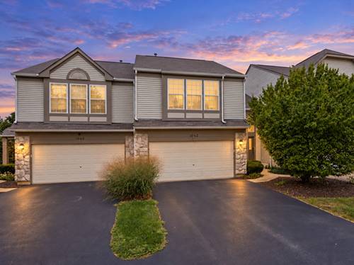 1062 Stamford, Aurora, IL 60502