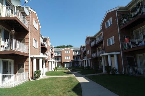 4120 Williamsburg Unit 302, Glenview, IL 60025