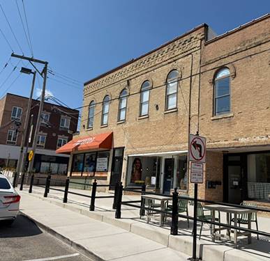226 N Benton Unit 3, Woodstock, IL 60098