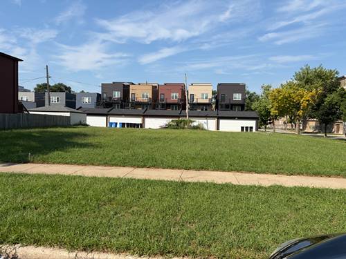 4600 S Champlain, Chicago, IL 60653