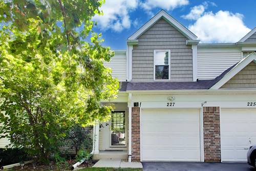 227 E Shag Bark, Streamwood, IL 60107