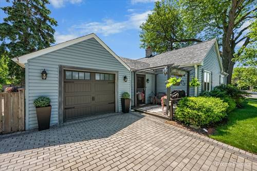 72 W Irving Park, Roselle, IL 60172