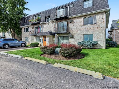 1319 N Baldwin Unit 2B, Palatine, IL 60074