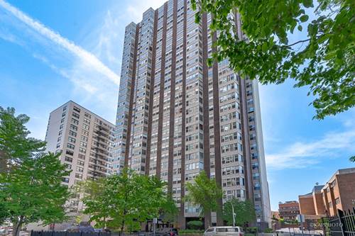 525 W Hawthorne Unit 1601, Chicago, IL 60657
